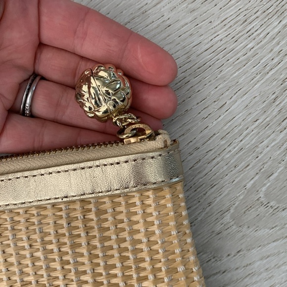Lilly Pulitzer Southside Gold and Tan Clutch straw woven shimmer summer - Picture 9 of 12